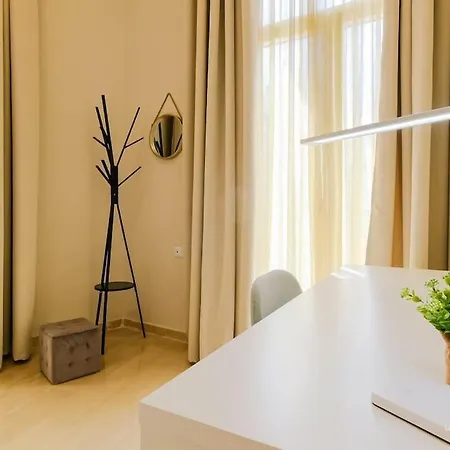 Roselyn 3-bdrm Suite, Vesta Philoxenia *
