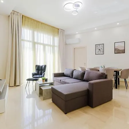 Roselyn 3-bdrm Suite, Vesta Philoxenia * Thessaloniki