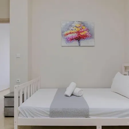 Roselyn 3-bdrm Suite, Vesta Philoxenia Appartement